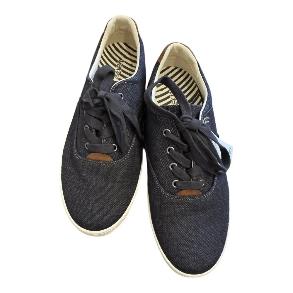 Taos Footwear Ballentine Sneaker NWT